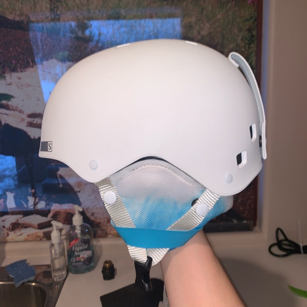 Salomon Venom Women’s Ski/Snowboard Helmet (S)